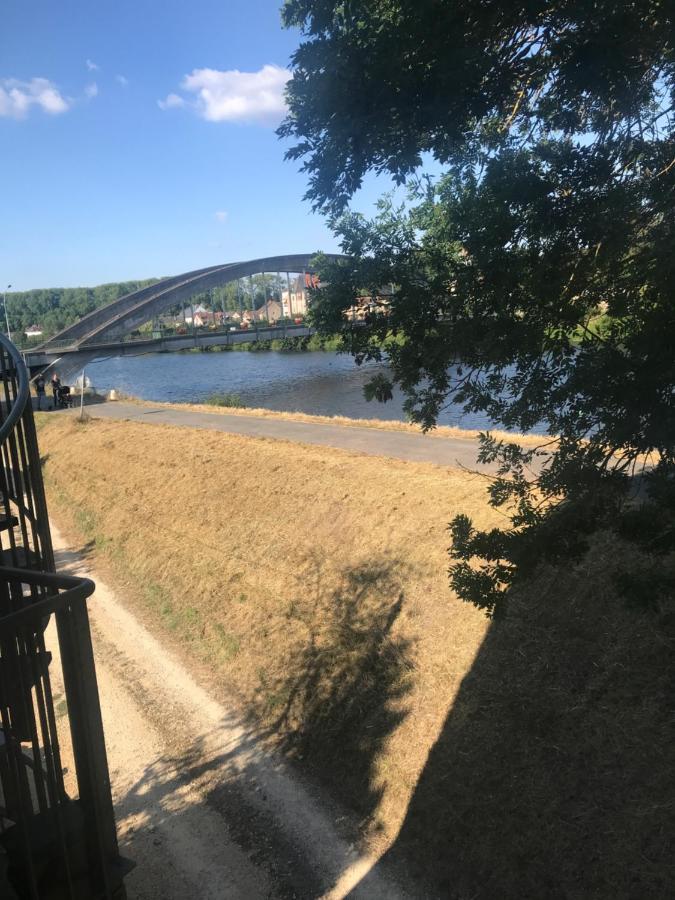 Residence Du Bord De Loire Decize Zewnętrze zdjęcie